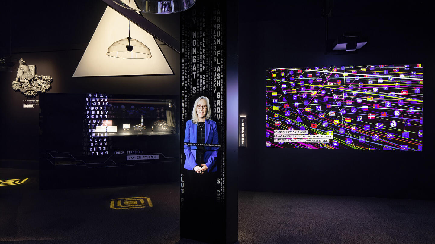 NMA_Decoded_Centre-experience_interactive_National-Museum-of-Australia