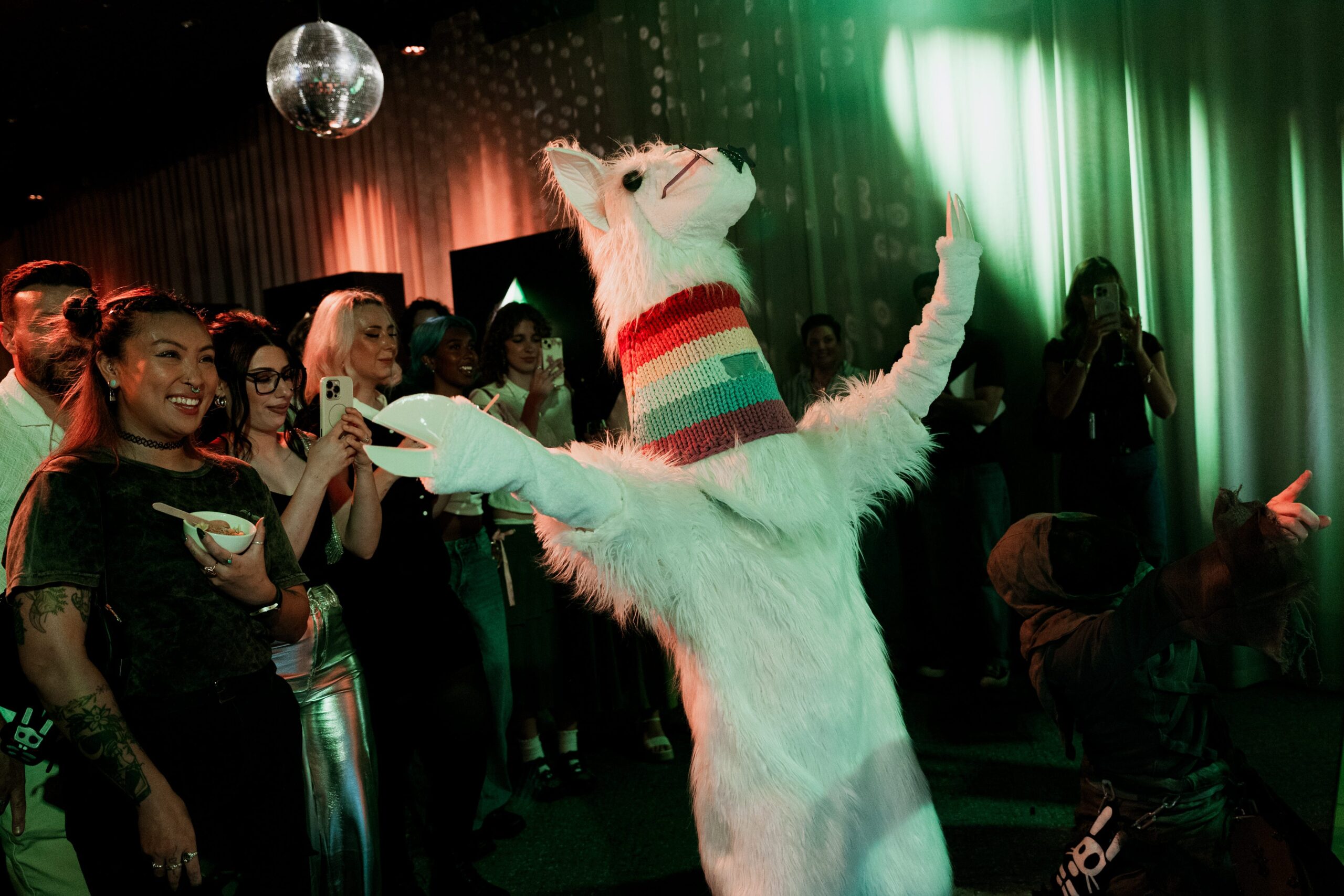 ff573032-859f-41ef-96c2-45e1b42cf427_4050x2700